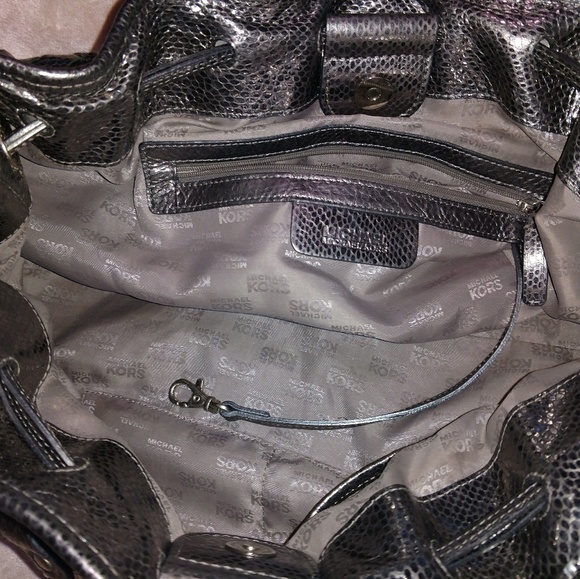 Michael Kors handbag - Picture 4 of 8